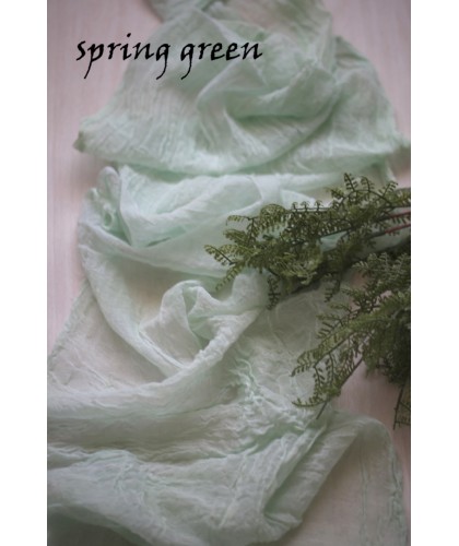 Table Runner, Spring Green