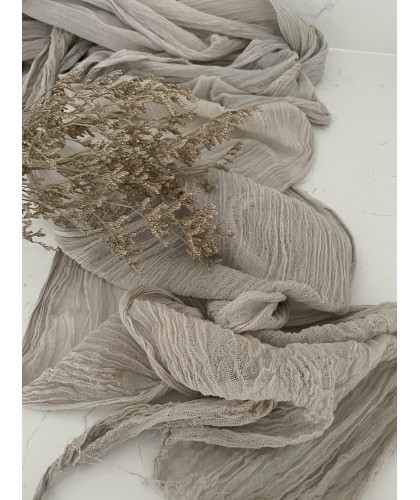 Table Runner, Mushy Grey