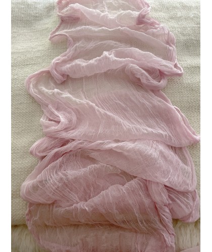 Table Runner, Perfect Pink